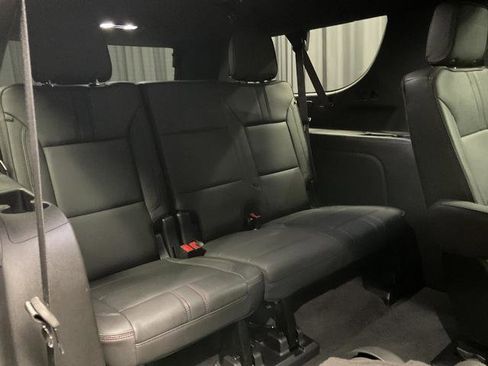 Used 2024 Chevrolet Suburban RST image 10