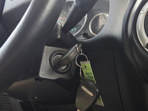 Used 2014 Jeep Wrangler Unlimited Sahara image 31