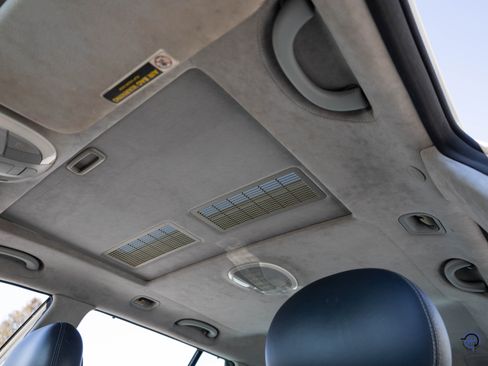 Used 2005 Mercedes-Benz E 55 AMG image 47