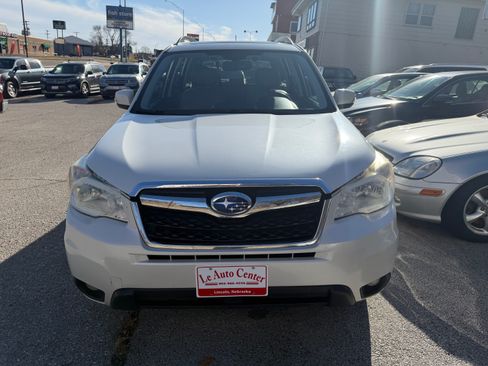 Used 2014 Subaru Forester 2.5i Touring image 2