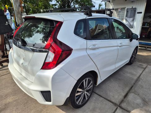 Used 2015 Honda Fit EX image 4