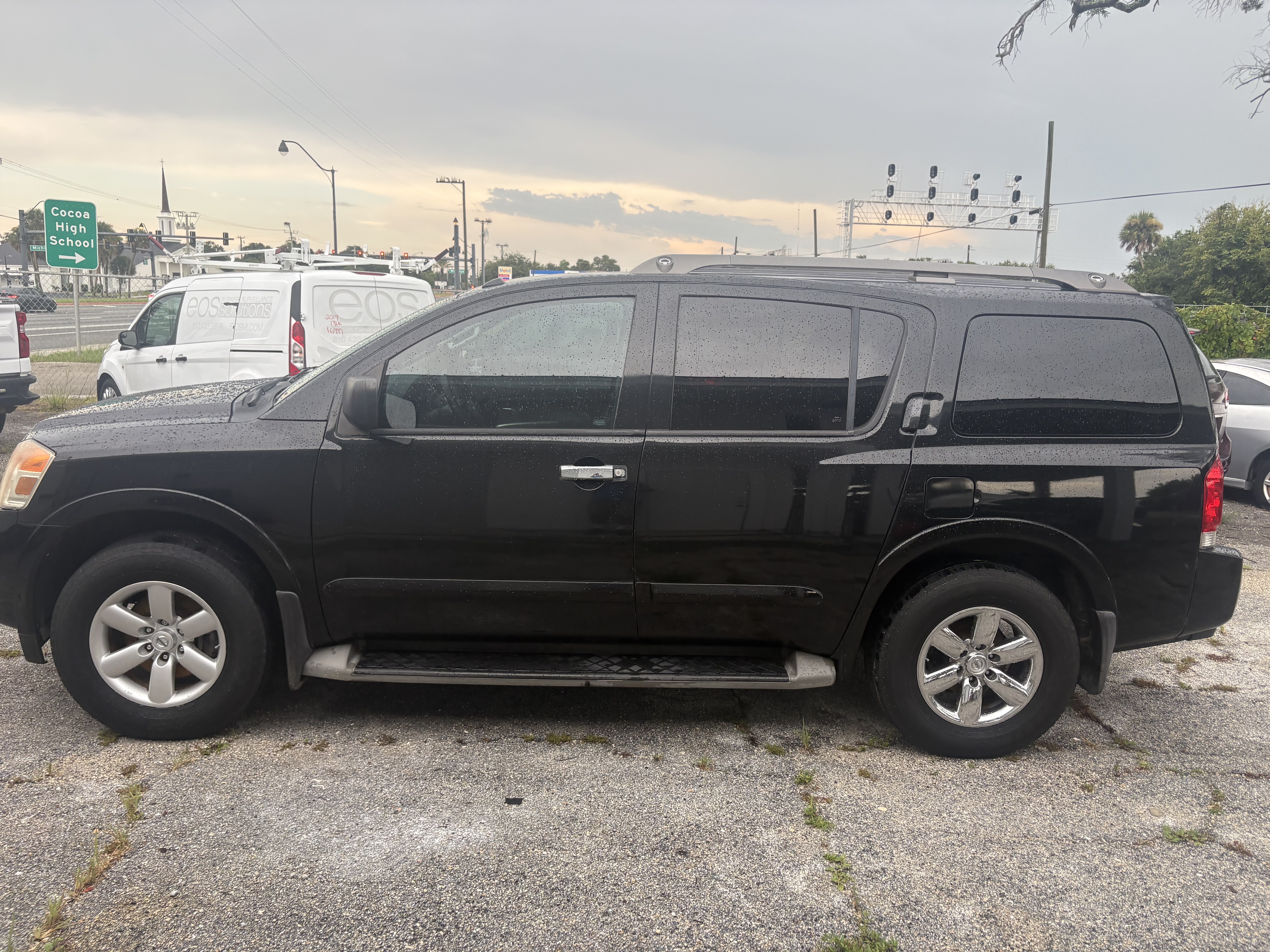 Used 2015 Nissan Armada 2WD image 4
