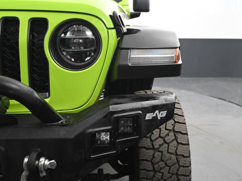 Used 2021 Jeep Gladiator Mojave image 10