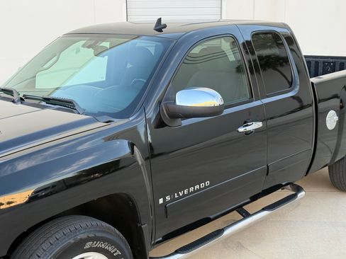 Used 2008 Chevrolet Silverado 1500 LT image 25