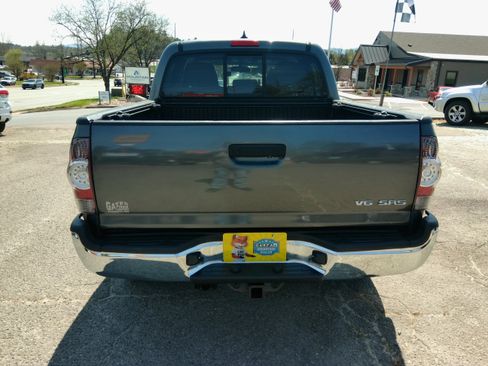 Used 2014 Toyota Tacoma SR5 image 11