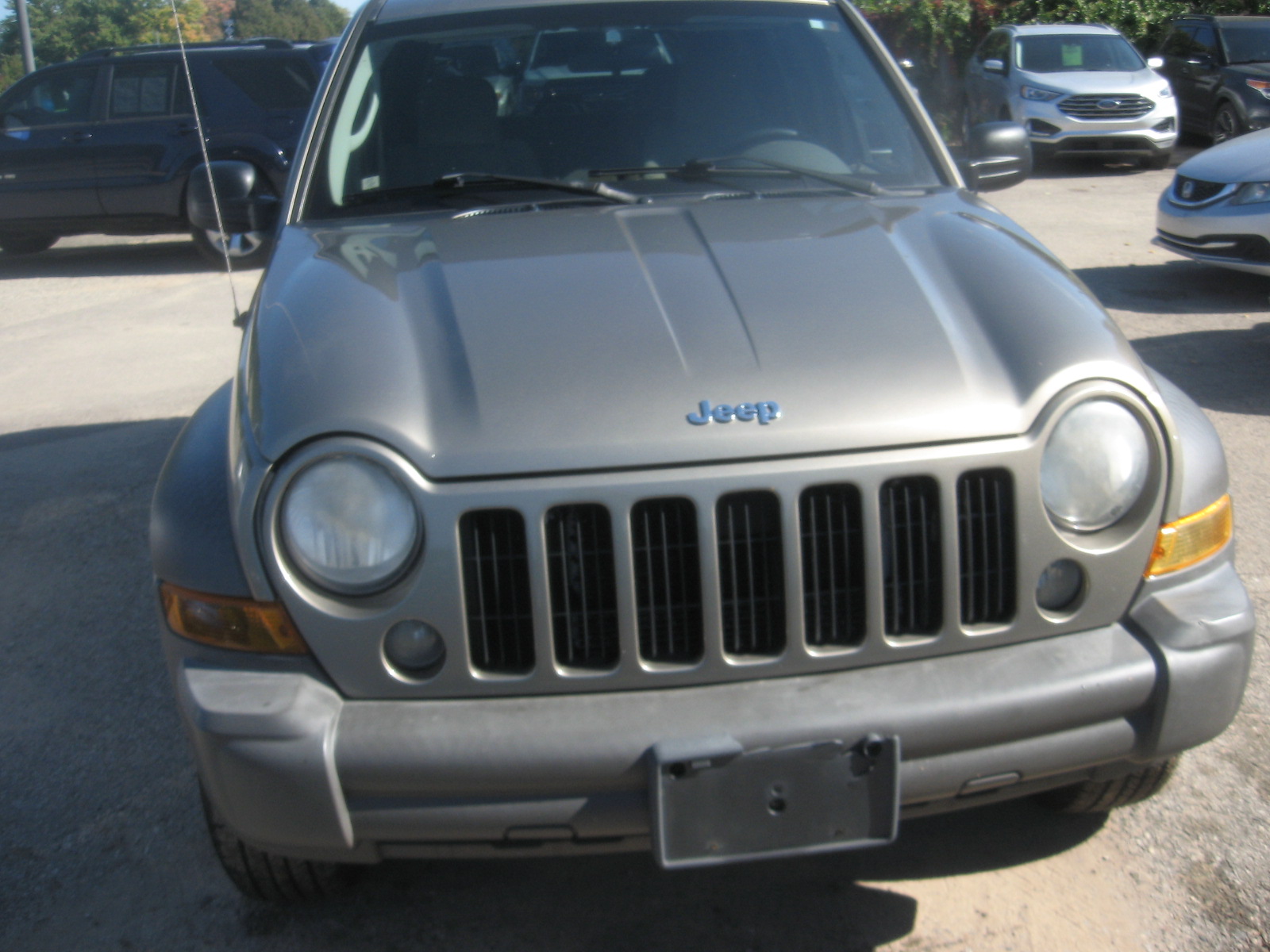 Used 2007 Jeep Liberty 4WD Sport image 2