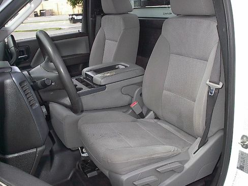 Used 2018 Chevrolet Silverado 2500 W/T RWD image 15