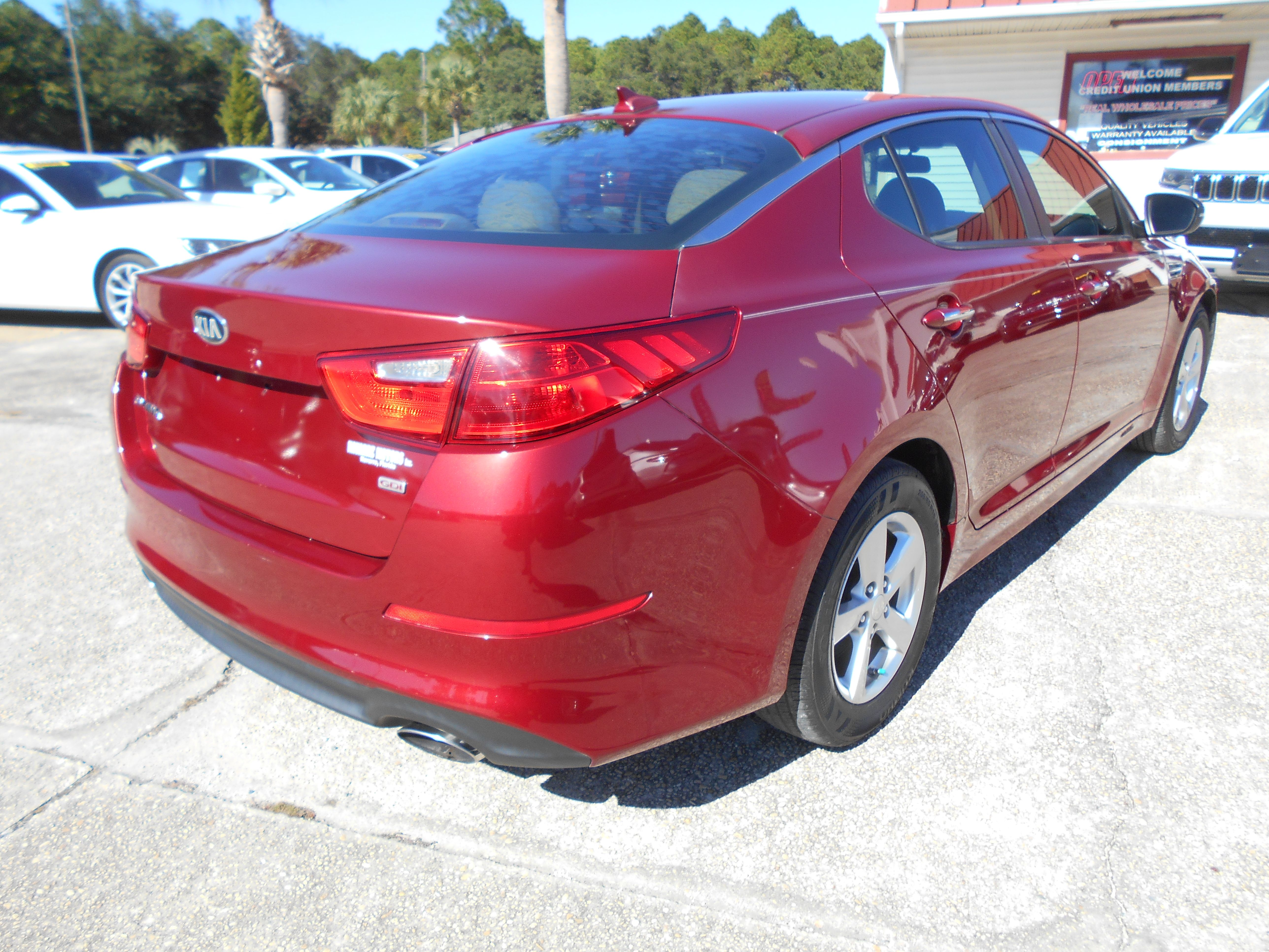 Used 2015 Kia Optima LX FWD image 5