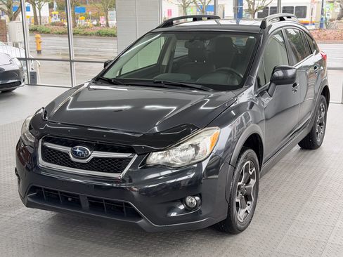 Used 2014 Subaru XV Crosstrek 2.0i Limited image 3