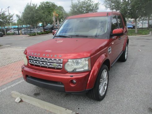 Used 2010 Land Rover LR4 HSE LUX image 4
