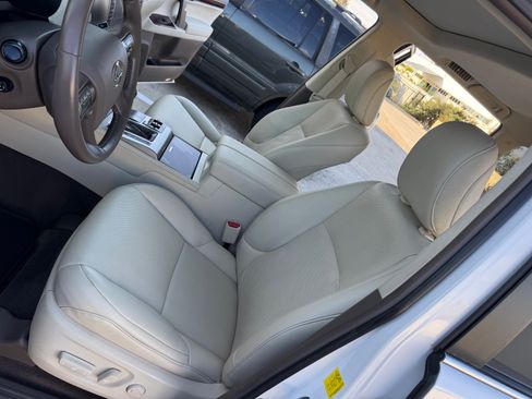Used 2011 Lexus GX 460 image 23