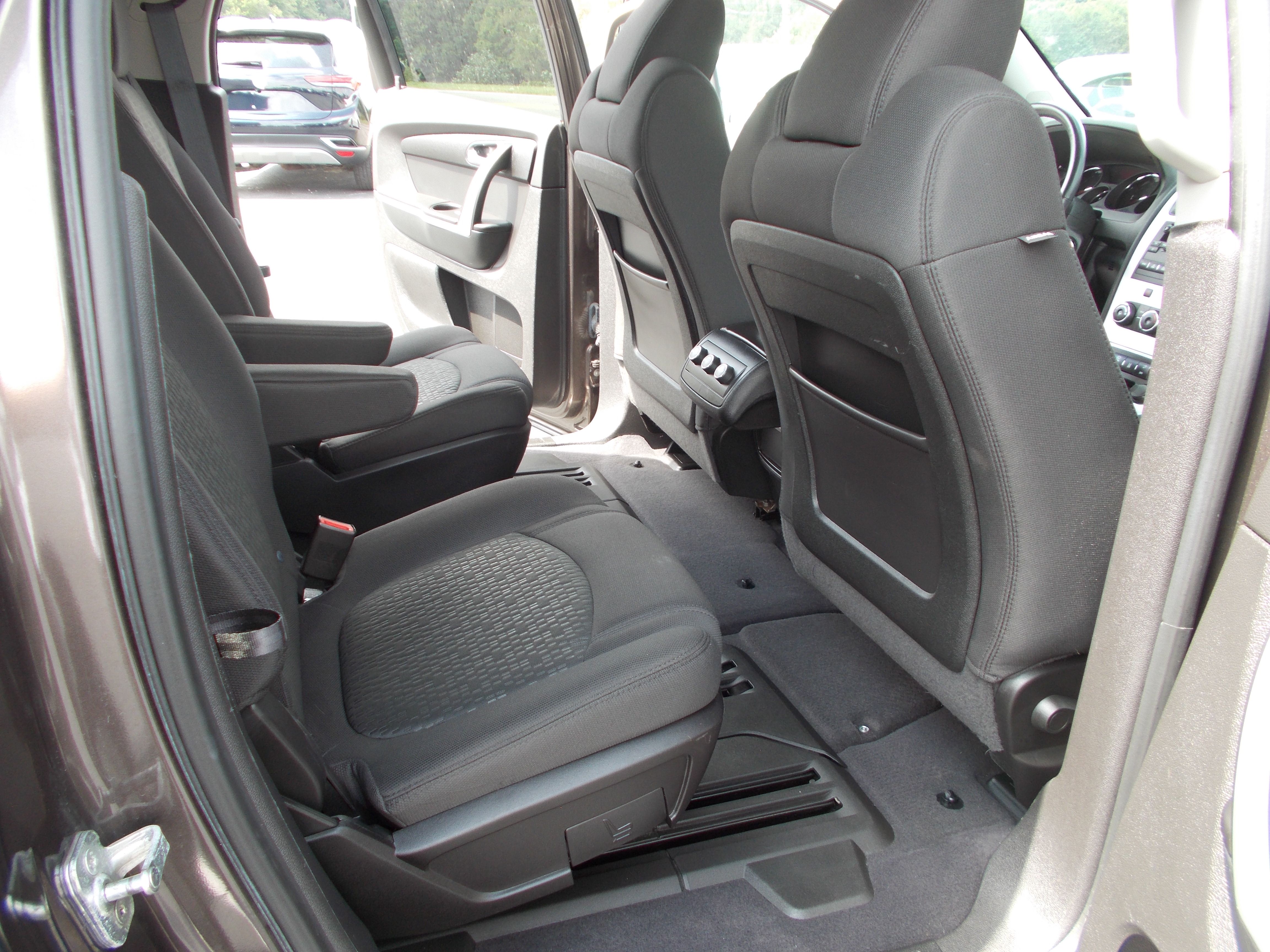 Used 2012 GMC Acadia AWD SLE image 20
