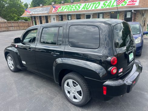 Used 2010 Chevrolet HHR LS FWD image 8