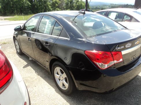 Used 2016 Chevrolet Cruze Limited LT image 9