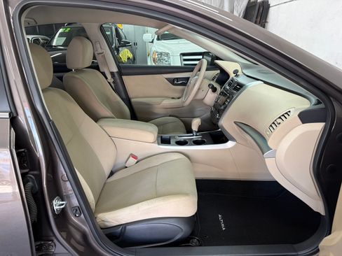 Used 2015 Nissan Altima 2.5 S FWD image 18