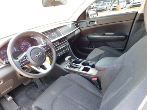 Used 2020 Kia Optima LX image 11