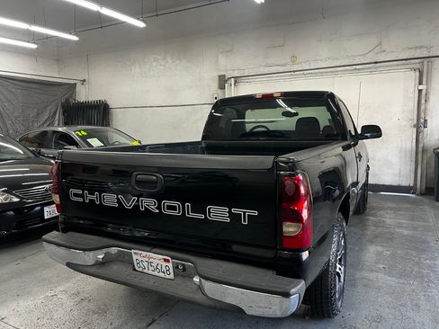 Used 2004 Chevrolet Silverado 1500 Classic W/T image 6