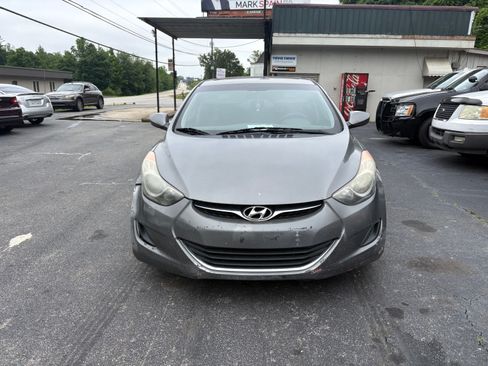 Used 2013 Hyundai Elantra image 7