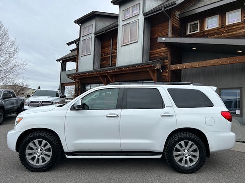 Used 2015 Toyota Sequoia Limited image 3