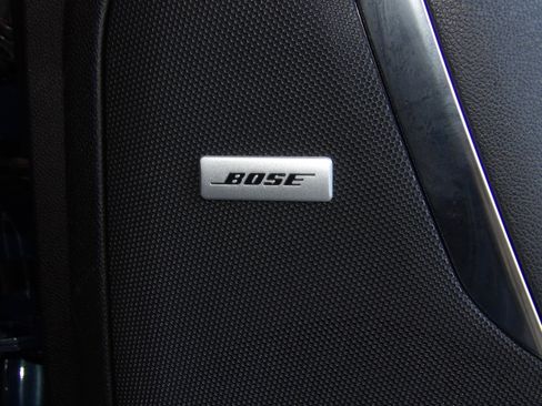 Used 2025 Chevrolet Suburban 2WD Premier image 4