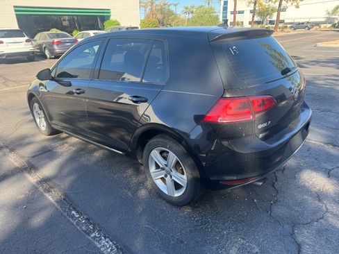 Used 2015 Volkswagen Golf TDI S image 3