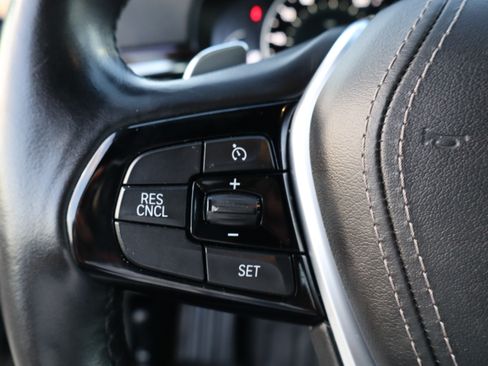 Used 2018 BMW 540i xDrive image 23