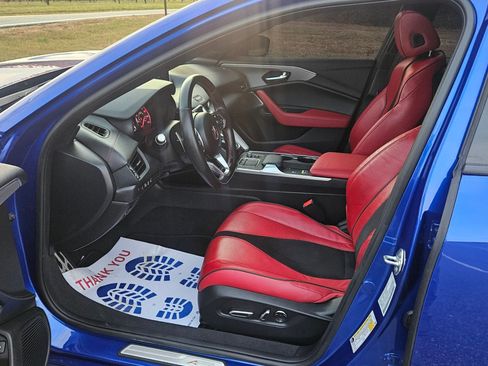 Used 2022 Acura TLX image 9