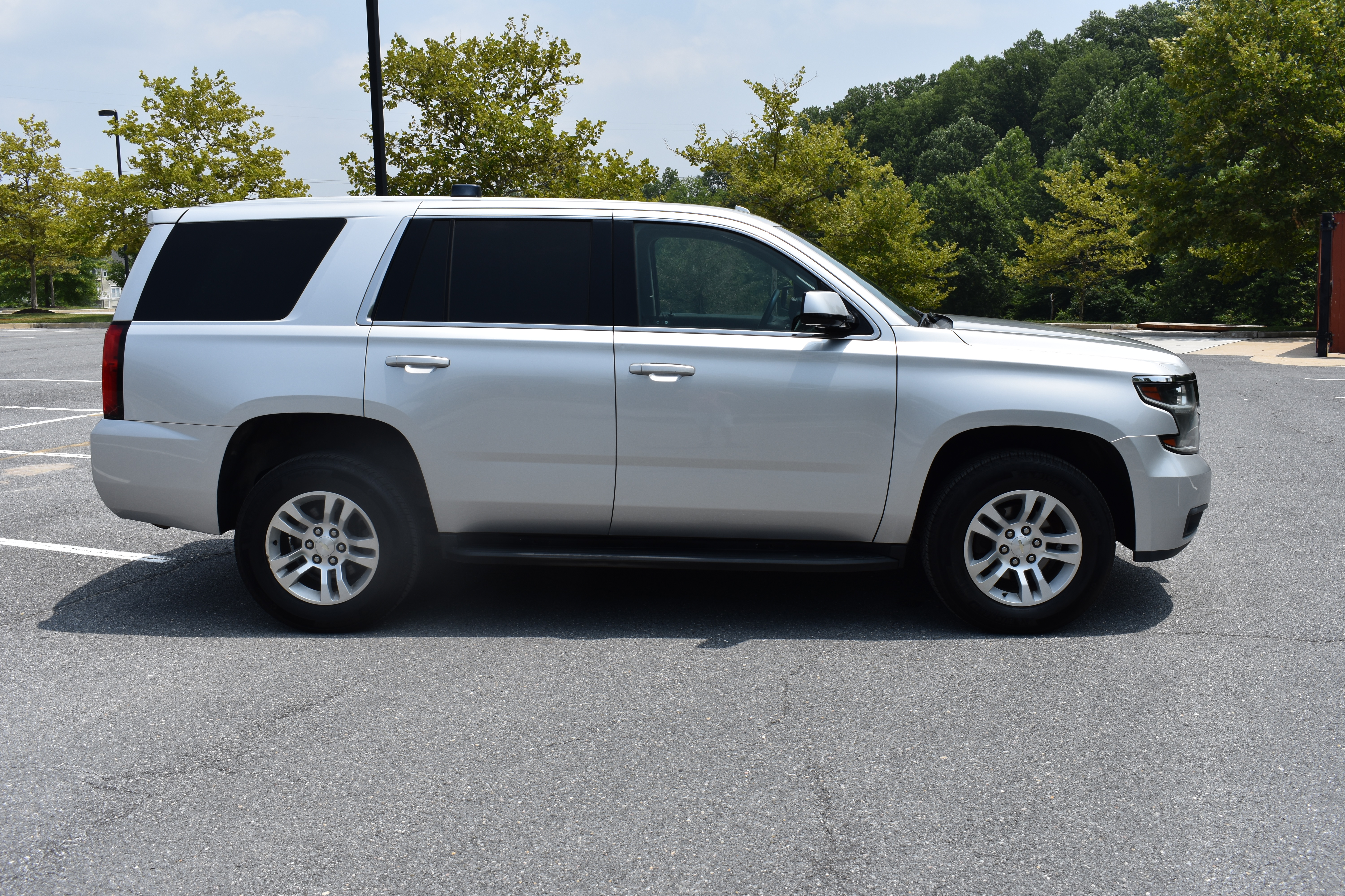 Used 2019 Chevrolet Tahoe 4WD image 14