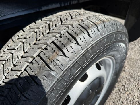 Used 2018 Ford Transit 250 image 16