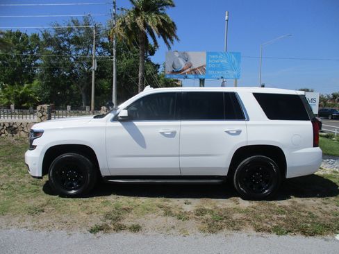 Used 2017 Chevrolet Tahoe image 2