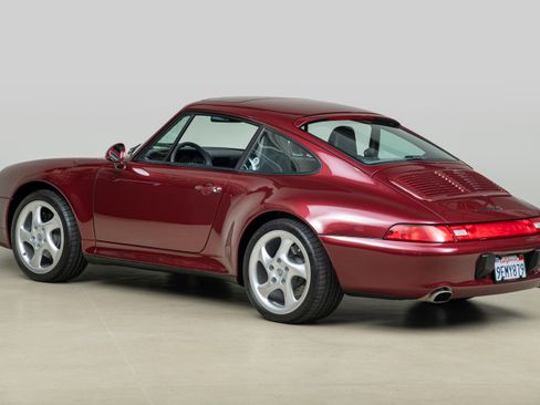 Used 1997 Porsche 911 Carrera S Coupe RWD image 4