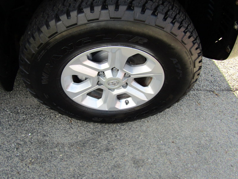 Used 2014 Toyota 4Runner 4WD image 13
