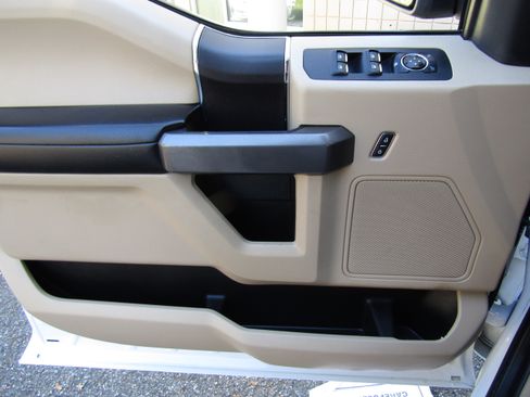 Used 2020 Ford F150 XLT image 17