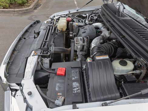 Used 1999 Ford F350 XLT image 82