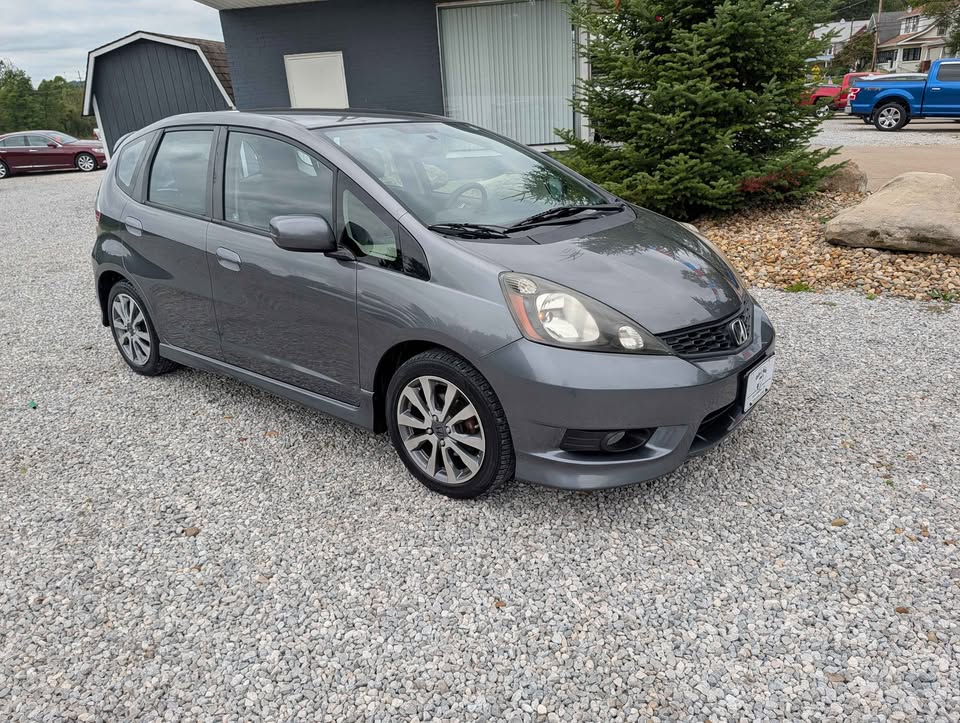 Used 2013 Honda Fit Sport image 4