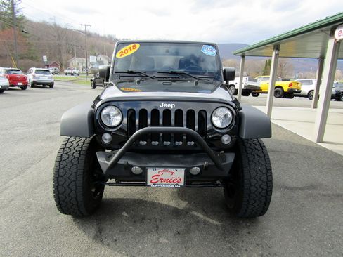 Used 2018 Jeep Wrangler Unlimited Sport image 8