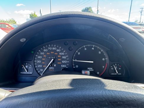 Used 1996 Saturn S-Series SL2 image 23