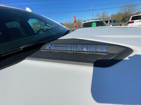 Used 2025 Chevrolet Silverado 2500 High Country image 8