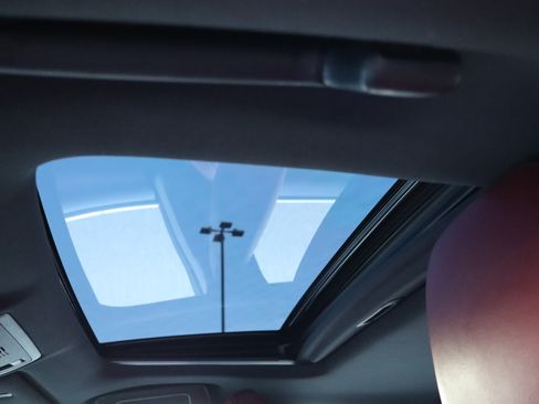 Used 2017 Lexus IS 300 F Sport image 15