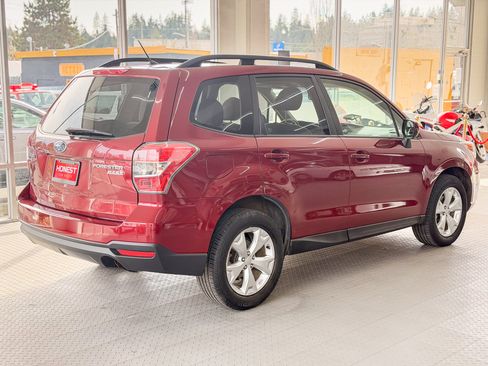 Used 2014 Subaru Forester 2.5i Premium image 4
