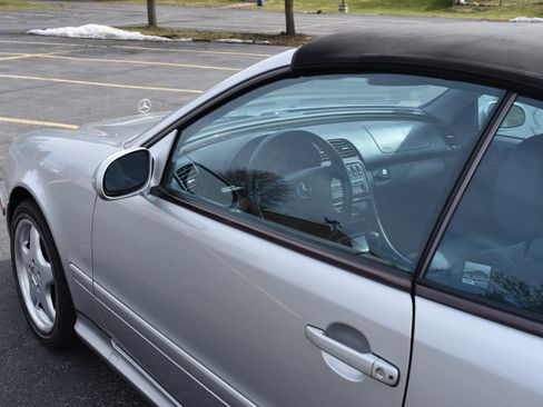 Used 2001 Mercedes-Benz CLK 430 image 34