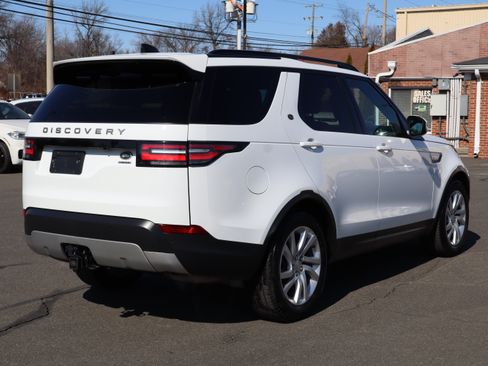 Used 2018 Land Rover Discovery HSE image 8