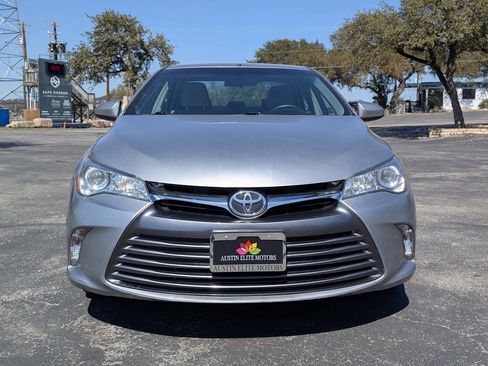 Used 2016 Toyota Camry XLE image 3