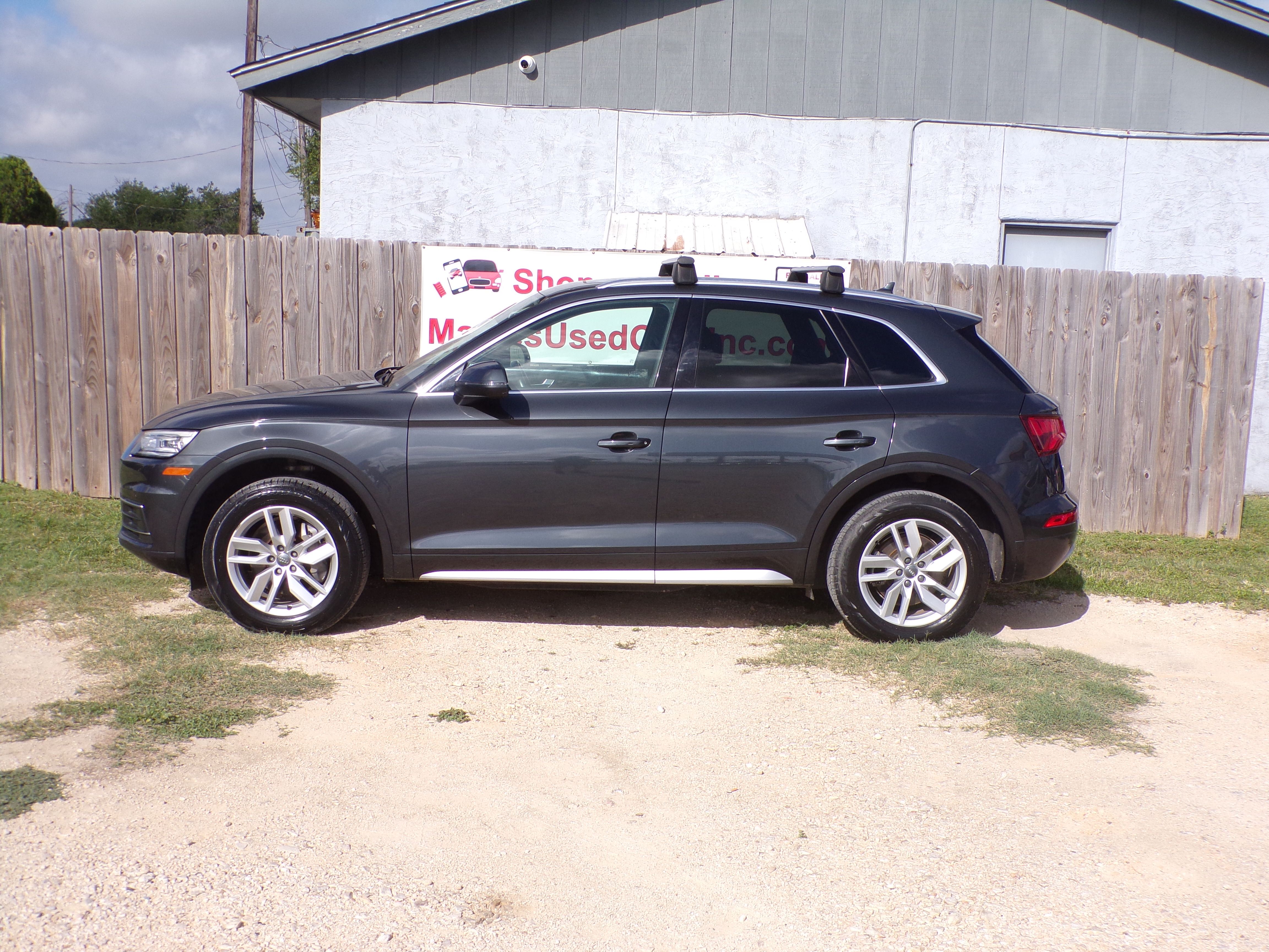 Used 2020 Audi Q5 2.0T Premium Plus AWD/4WD image 2