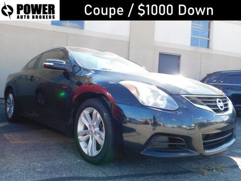 Used 2010 Nissan Altima 2.5 S image 1