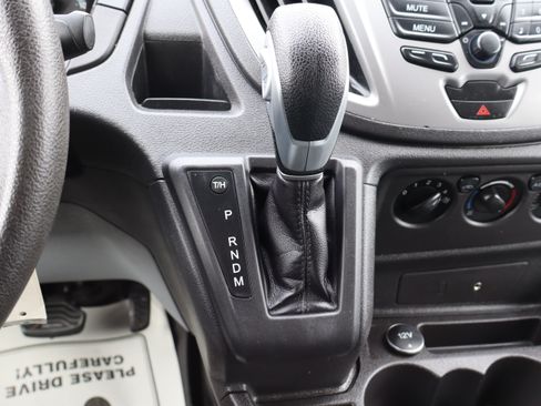 Used 2015 Ford Transit 150 XLT image 26