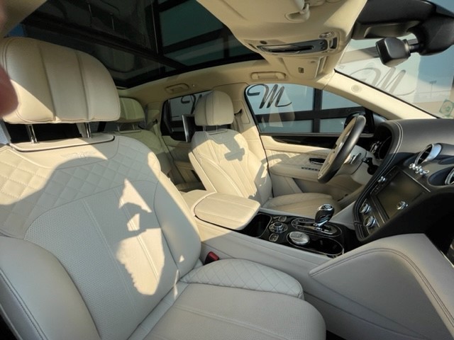 Used 2017 Bentley Bentayga UNAVAIL AWD/4WD image 7