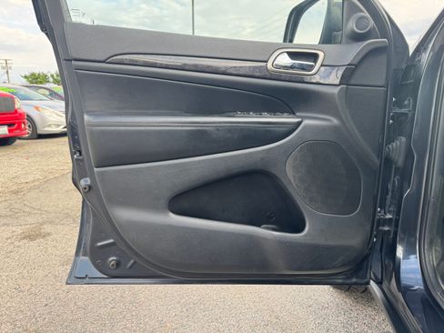 Used 2012 Jeep Grand Cherokee Altitude image 24