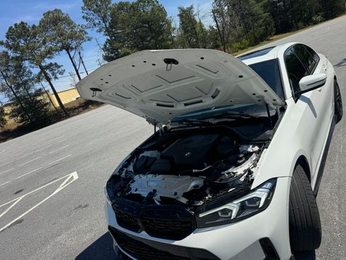 Used 2023 BMW 330i xDrive image 22