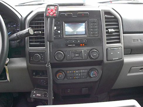 Used 2020 Ford F250 XL image 16